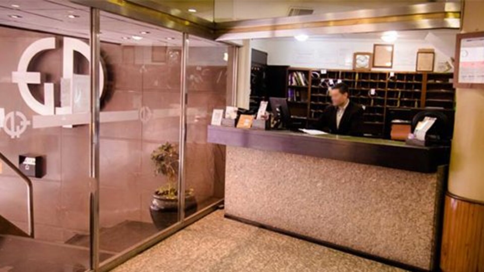 Hotel Esmeralda Palace