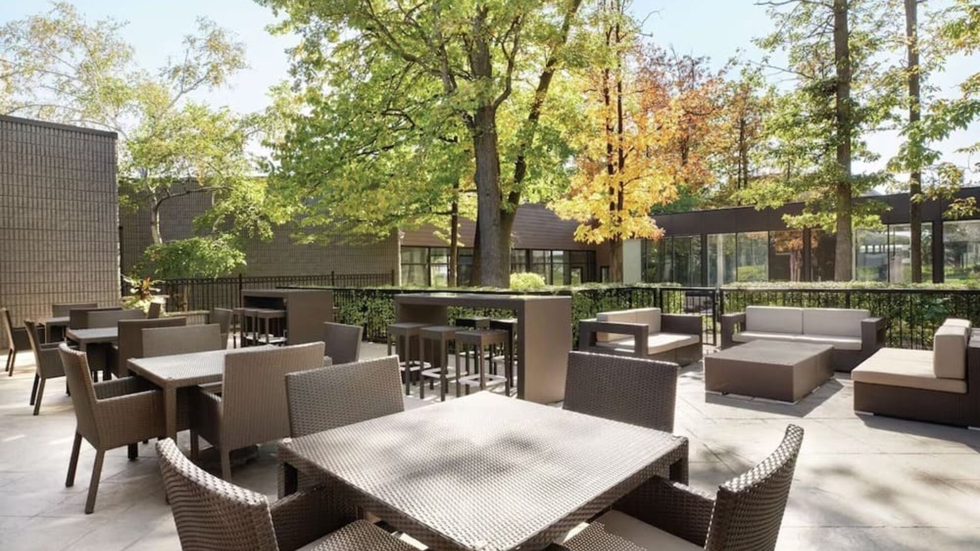 Outdoor patio at DoubleTree By Hilton Hotel Toronto Airport West.