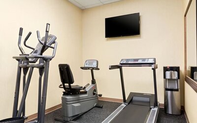 Fitness center at Days Inn Edmonton Downtown.