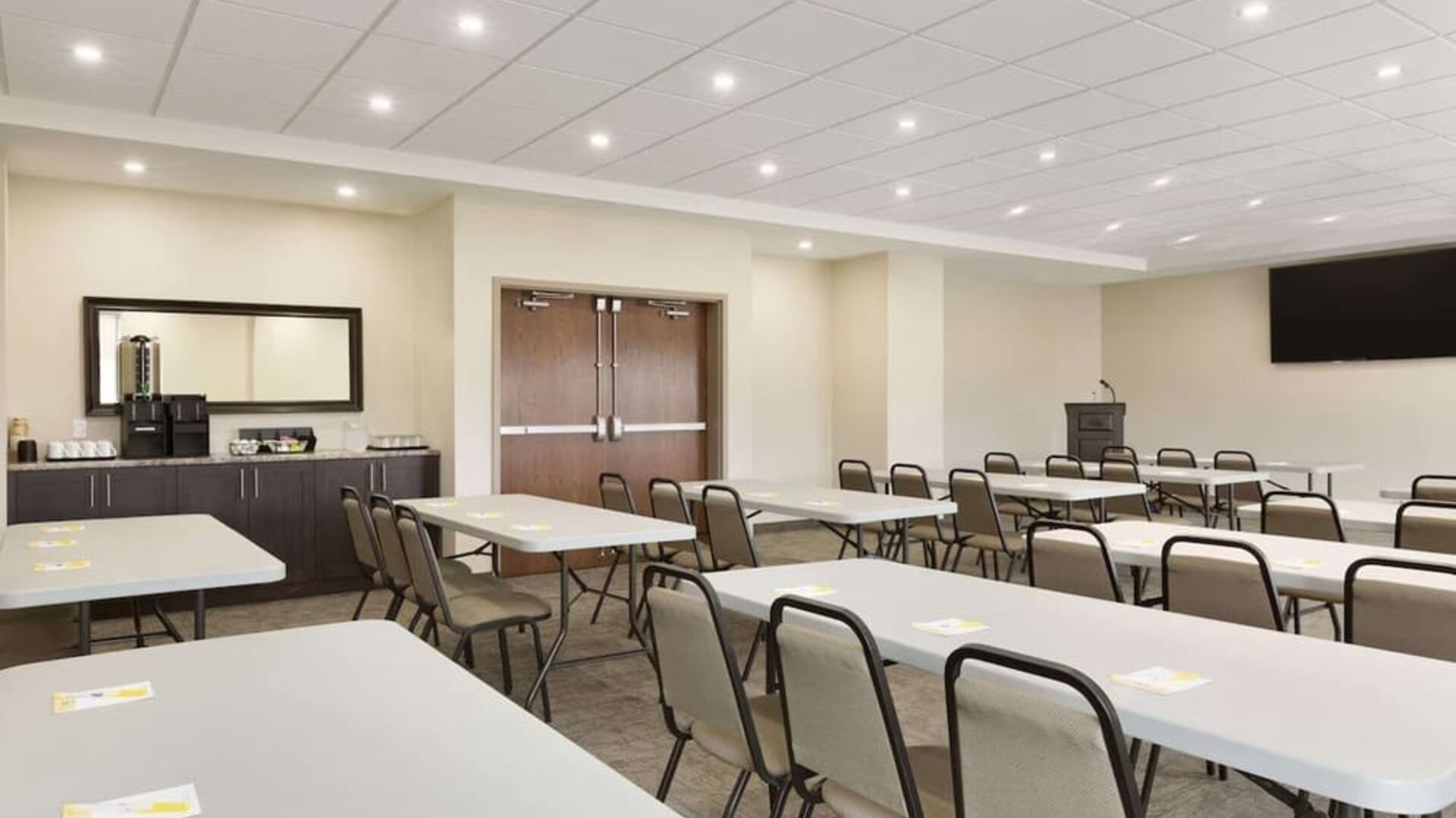 Professional meeting room at Days Inn & Suites By Wyndham Lindsay.