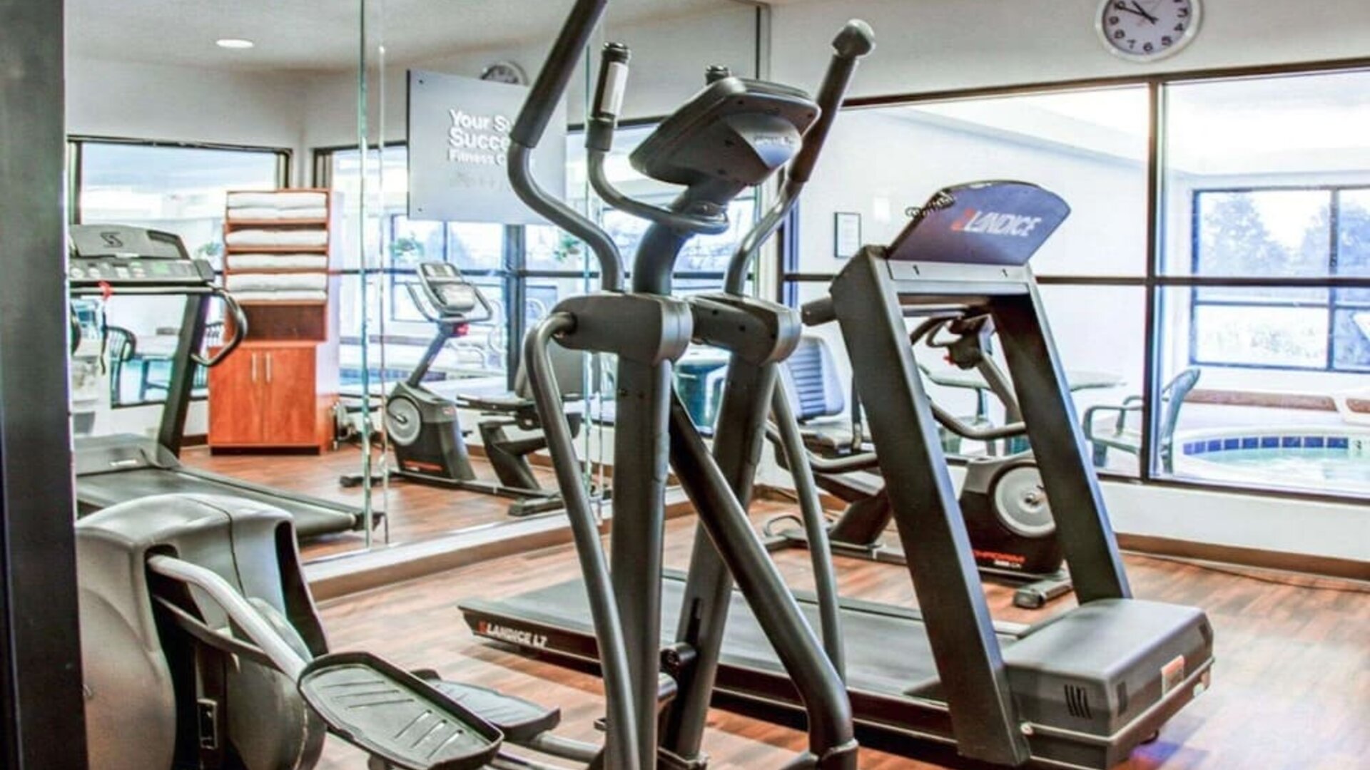 Fitness center available at Comfort Suites Lombard - Addison.