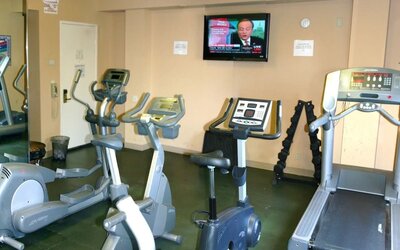 Fitness center available at Hollywood Hotel.