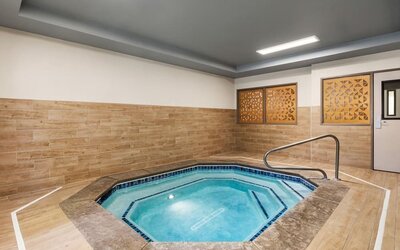 Spa tub at Candlewood Suites Meridian.