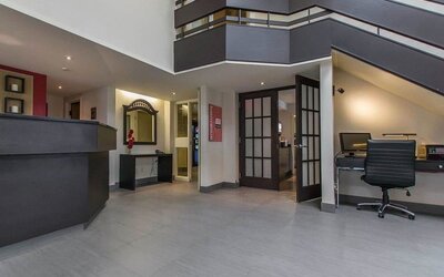 Hotel lobby at Comfort Inn Val D'or. 