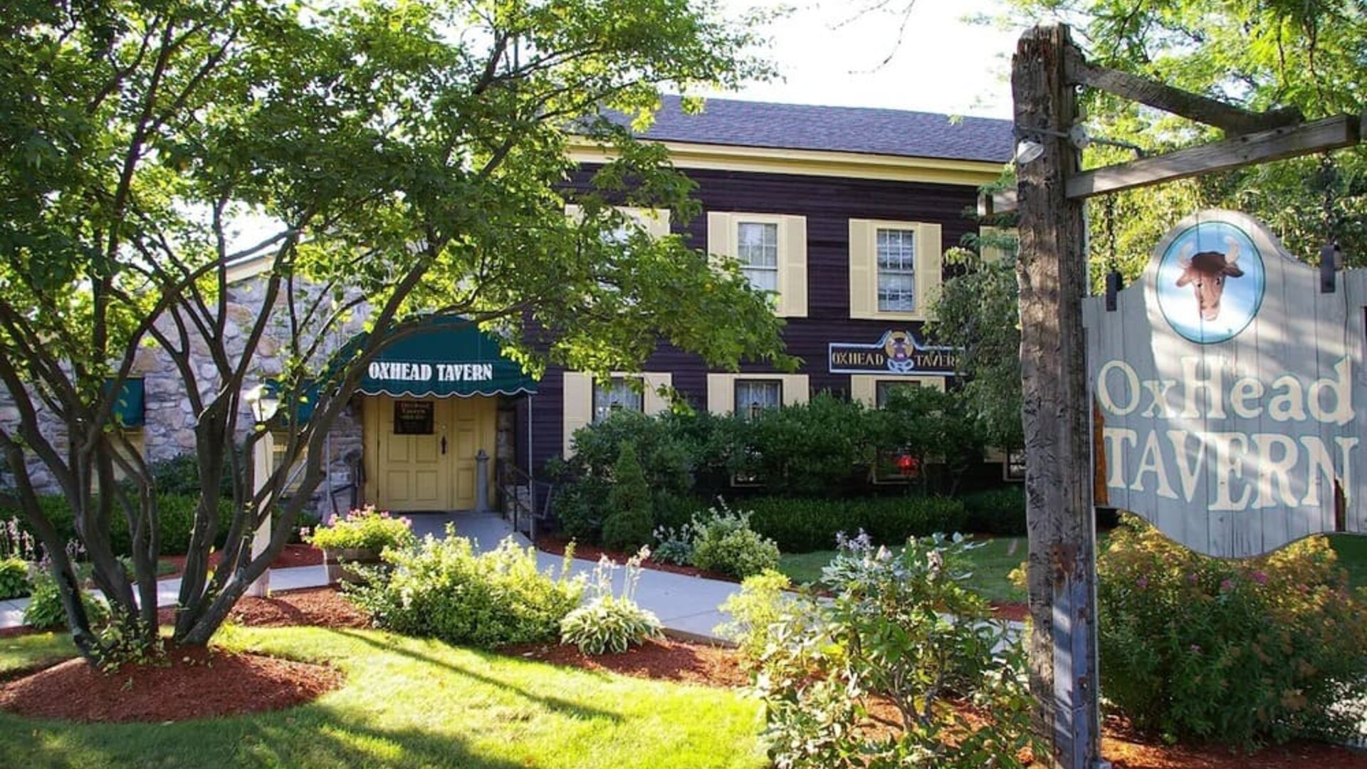 Hotel exterior at Sturbridge Host Hotel.