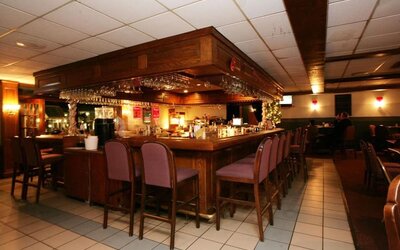 Hotel bar at Sturbridge Host Hotel.