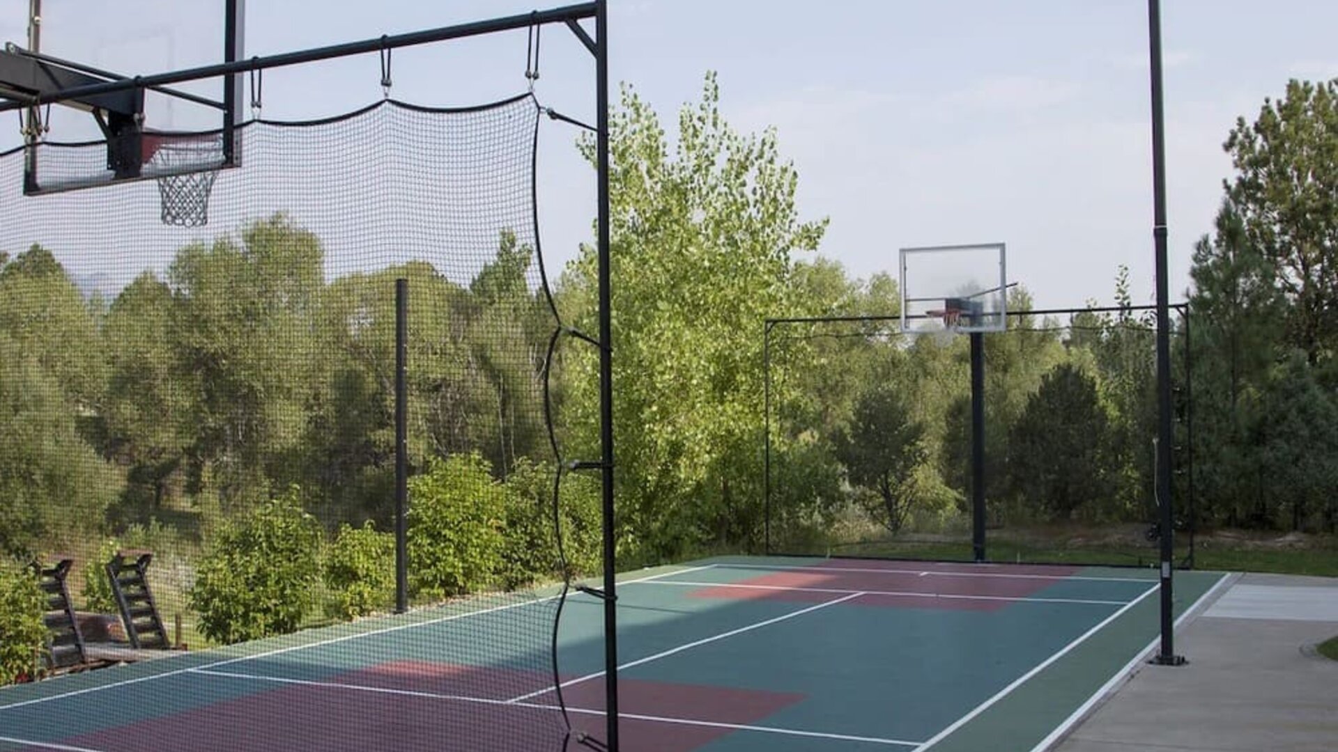 Sports court at Staybridge Suites.
