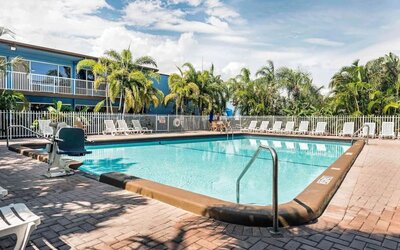 Refreshing outdoor pool at Rodeway Inn & Suites Fort Lauderdale Airport & Cruise Port.