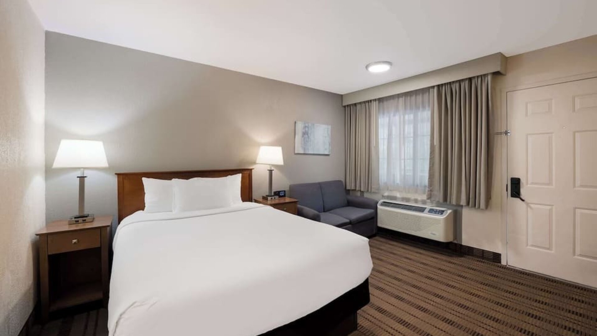 Day use room at Best Western Woodbury Inn.