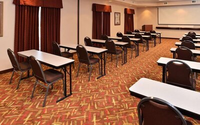 Meeting room at Hampton Inn Deer Park.