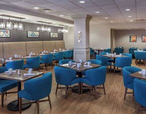Dining area perfect for coworking at DoubleTree By Hilton Westborough.