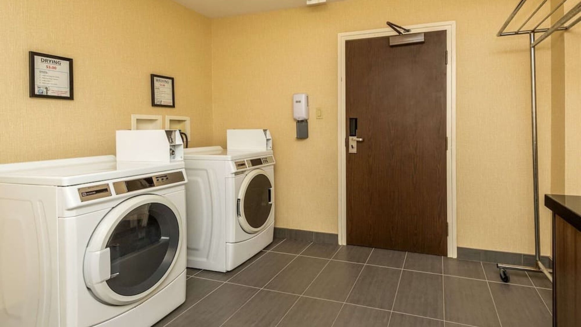 Laundry room at Comfort Inn Ottawa West.