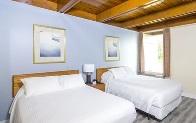 Bright and spacious day use room at Mount Peyton Resort & Conference Center.