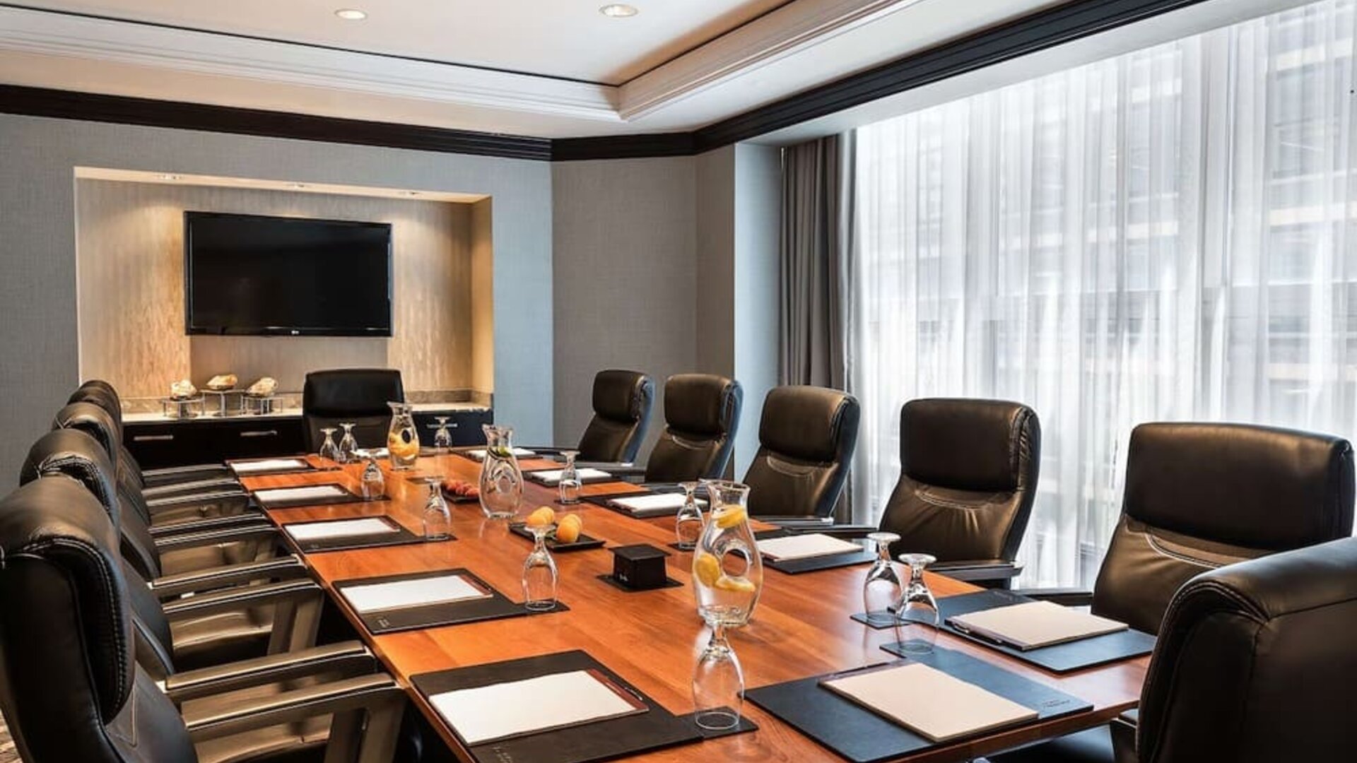 Professional meeting room at Hyatt Regency Boston.