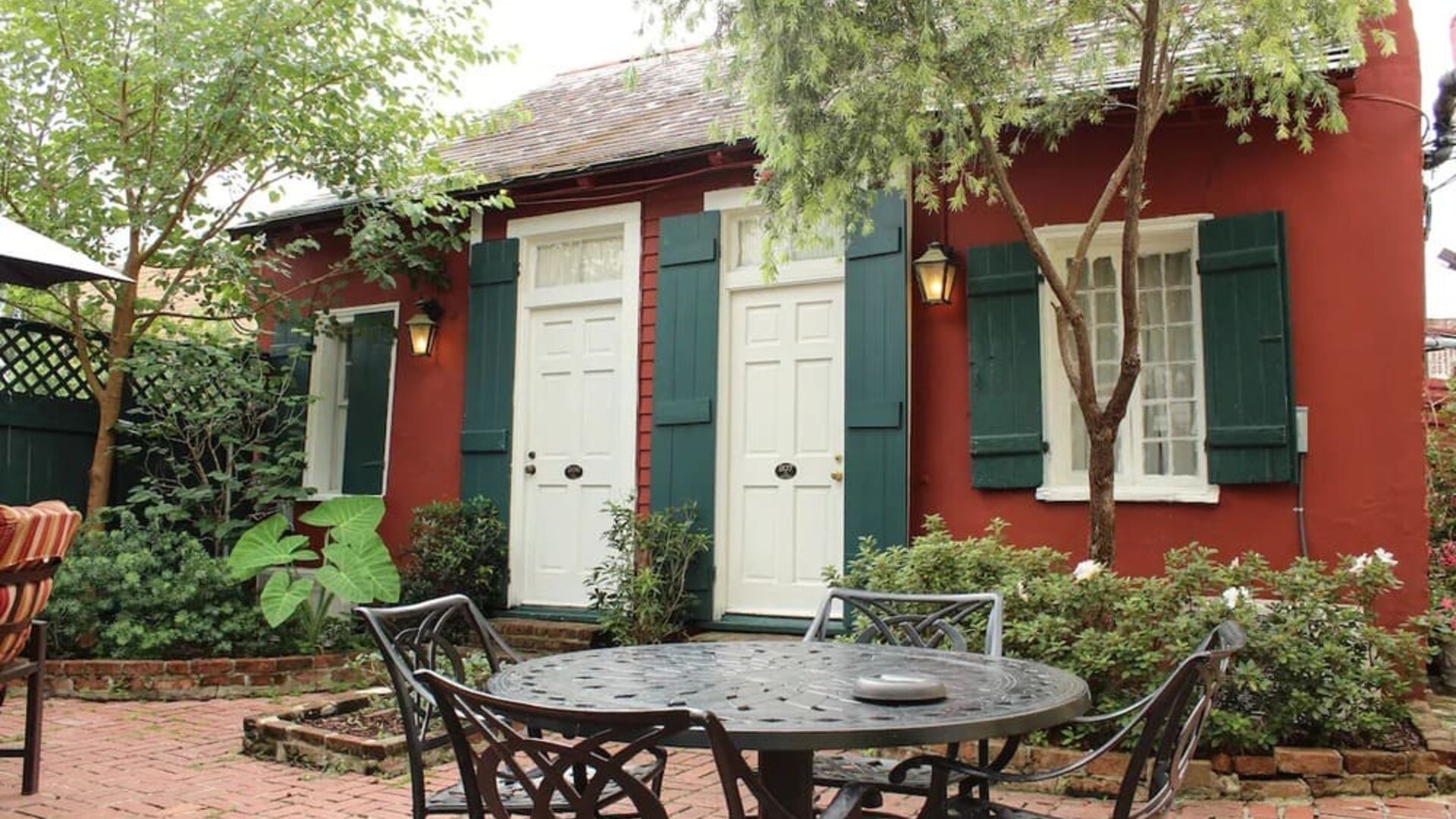 Outdoor seats available at Hotel St. Pierre.