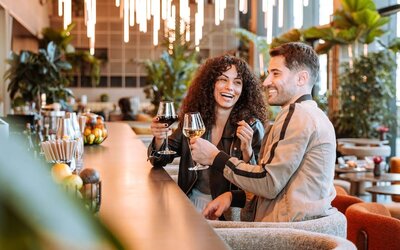 Bar area at Pullman Lyon.