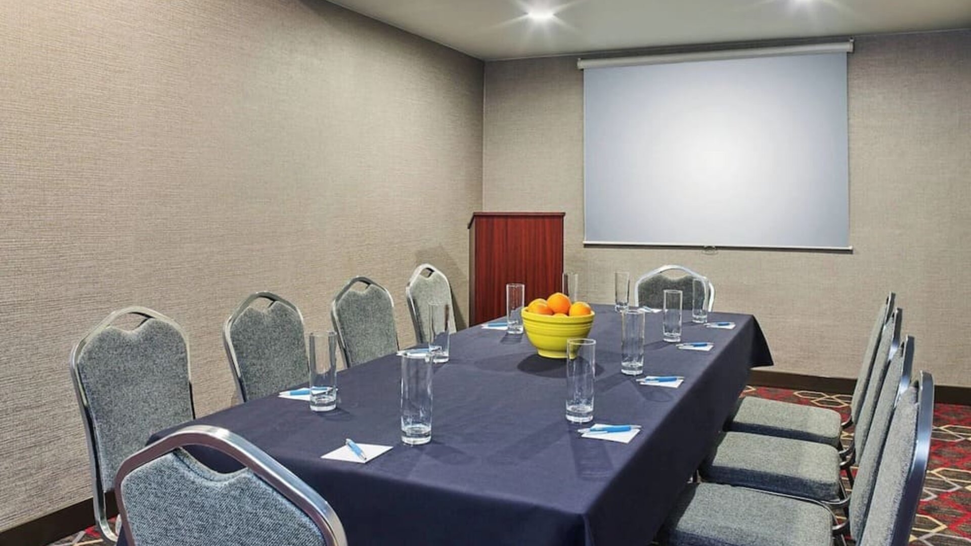 Meeting room at Four Points By Sheraton Salt Lake City Airport.