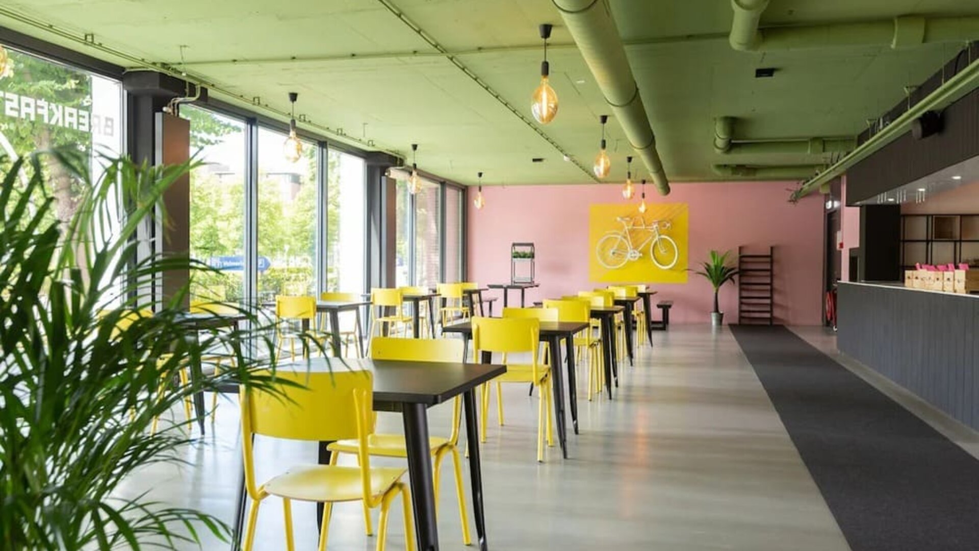 Breakfast available at Urban Hotel The Golden Stork.