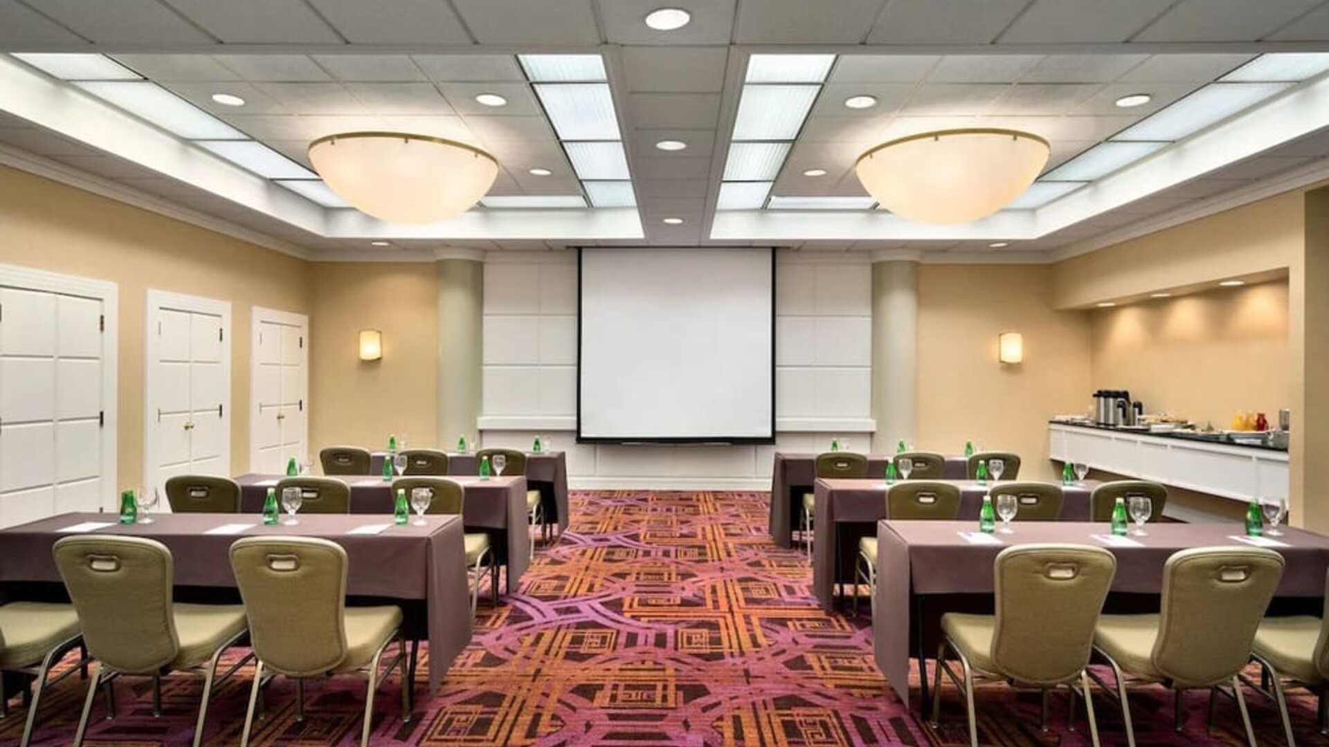 Meeting room at Crowne Plaza Englewood.