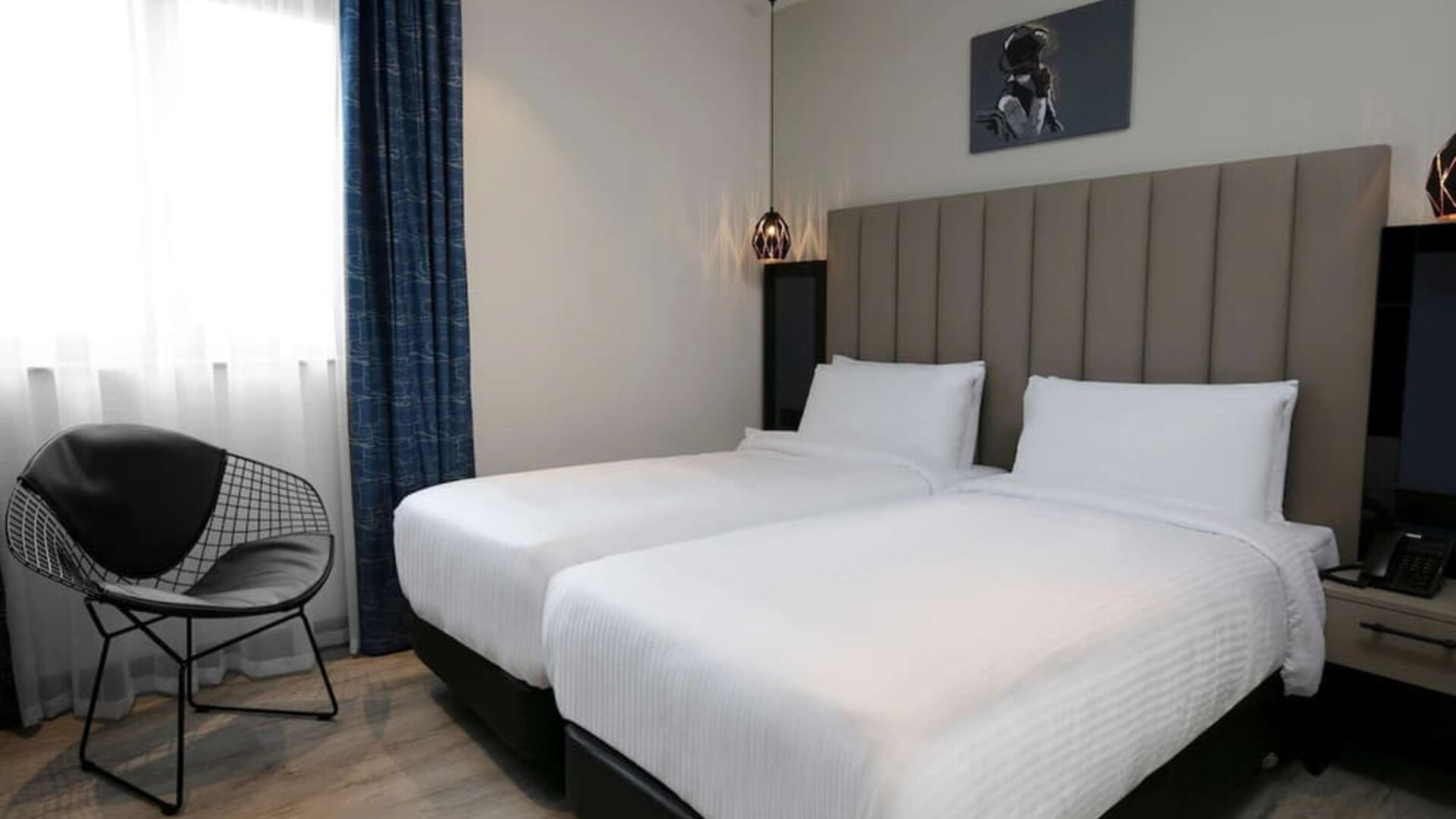 Day use room at Spark By Hilton Luton.