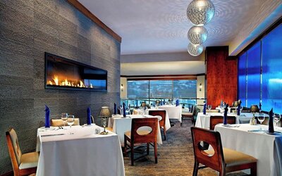 Hotel restaurant at Sheraton Hotel Newfoundland.