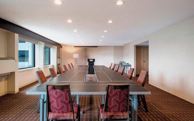 Professional meeting room at Sheraton Hotel Newfoundland.