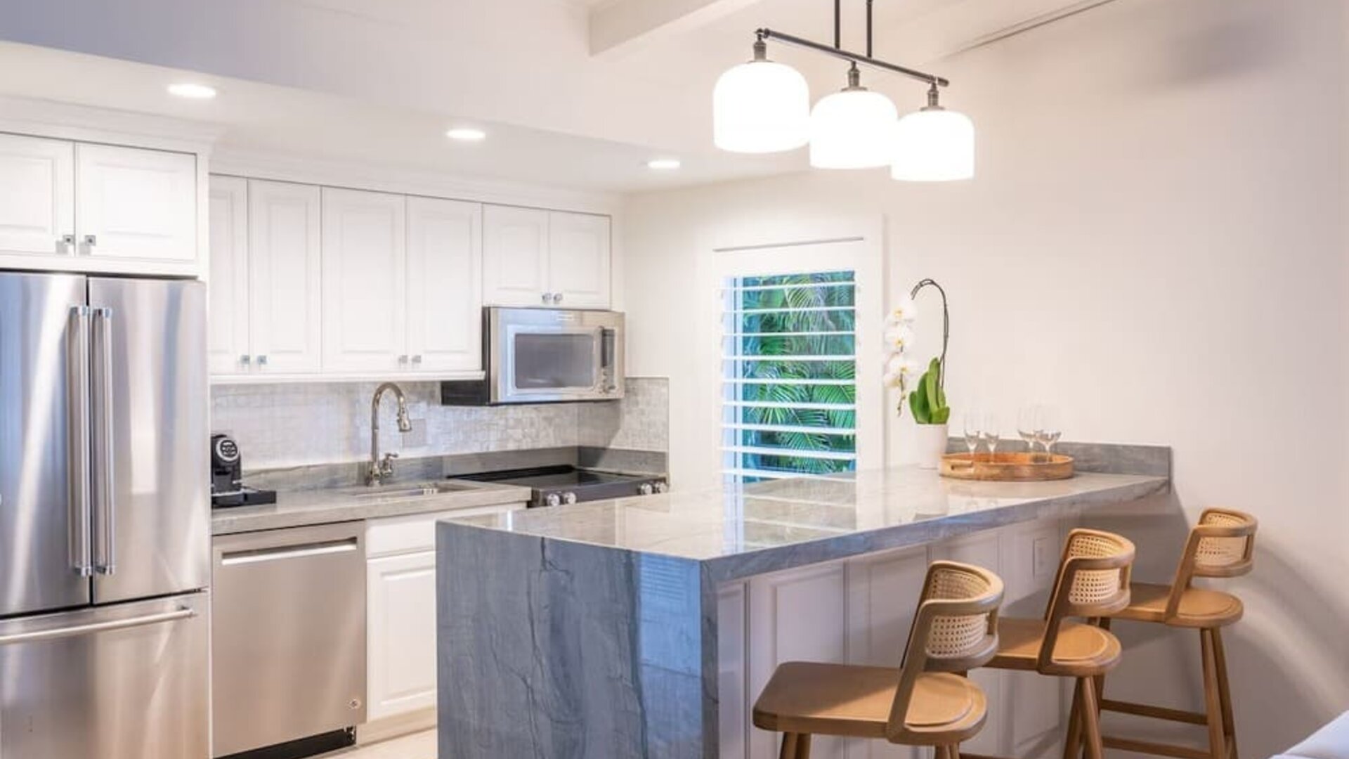 Kitchen available at Islander Resort Oceanside.