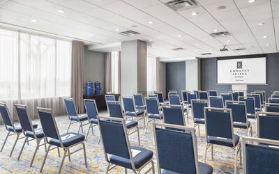 Professional meeting room at Embassy Suites By Hilton Toronto Airport.