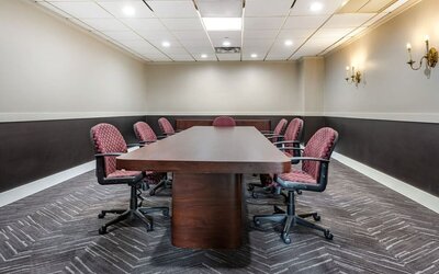 Meeting room at Somerset Lofts.