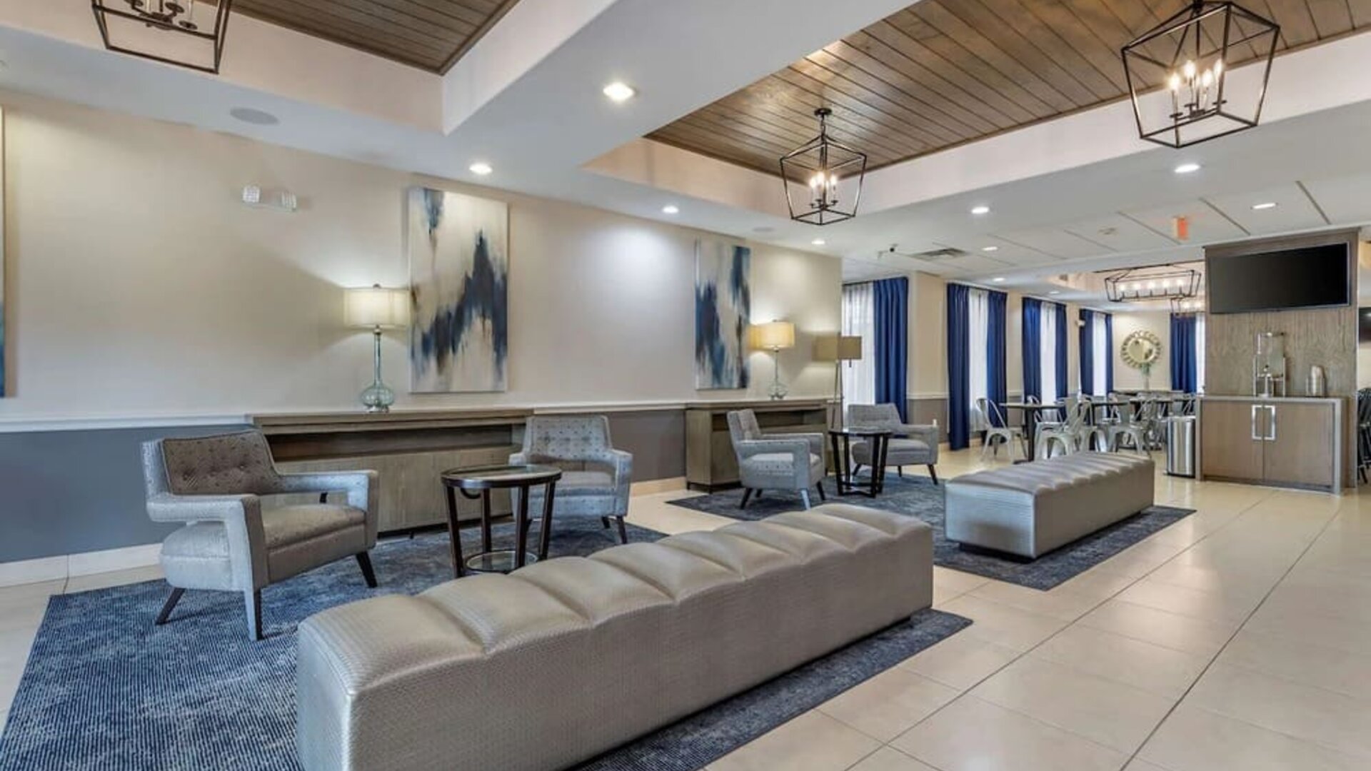 Lobby and coworking lounge at Best Western Sugar Land Inn.