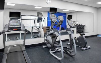 Fitness facility available at Holiday Inn Express & Suites Hermosa Beach.