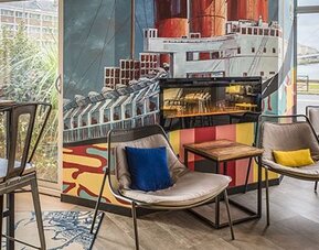 Hotel Mercure Le Havre Centre Bassin Du Commerce