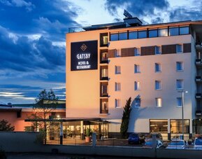 Hotel Gatsby By Happyculture