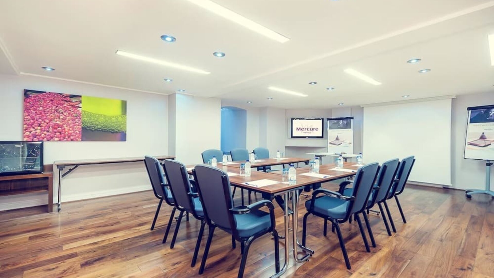 Professional meeting room at Mercure Hotel London Paddington.