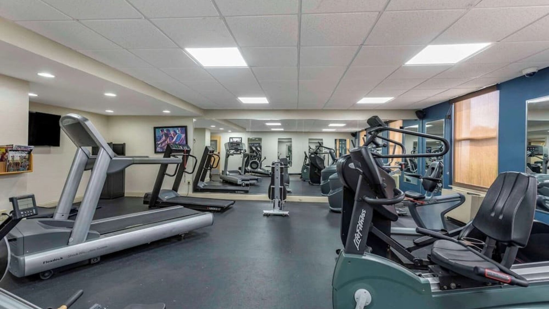 Fitness center available at Comfort Inn & Suites Glen Mills – Concordville.