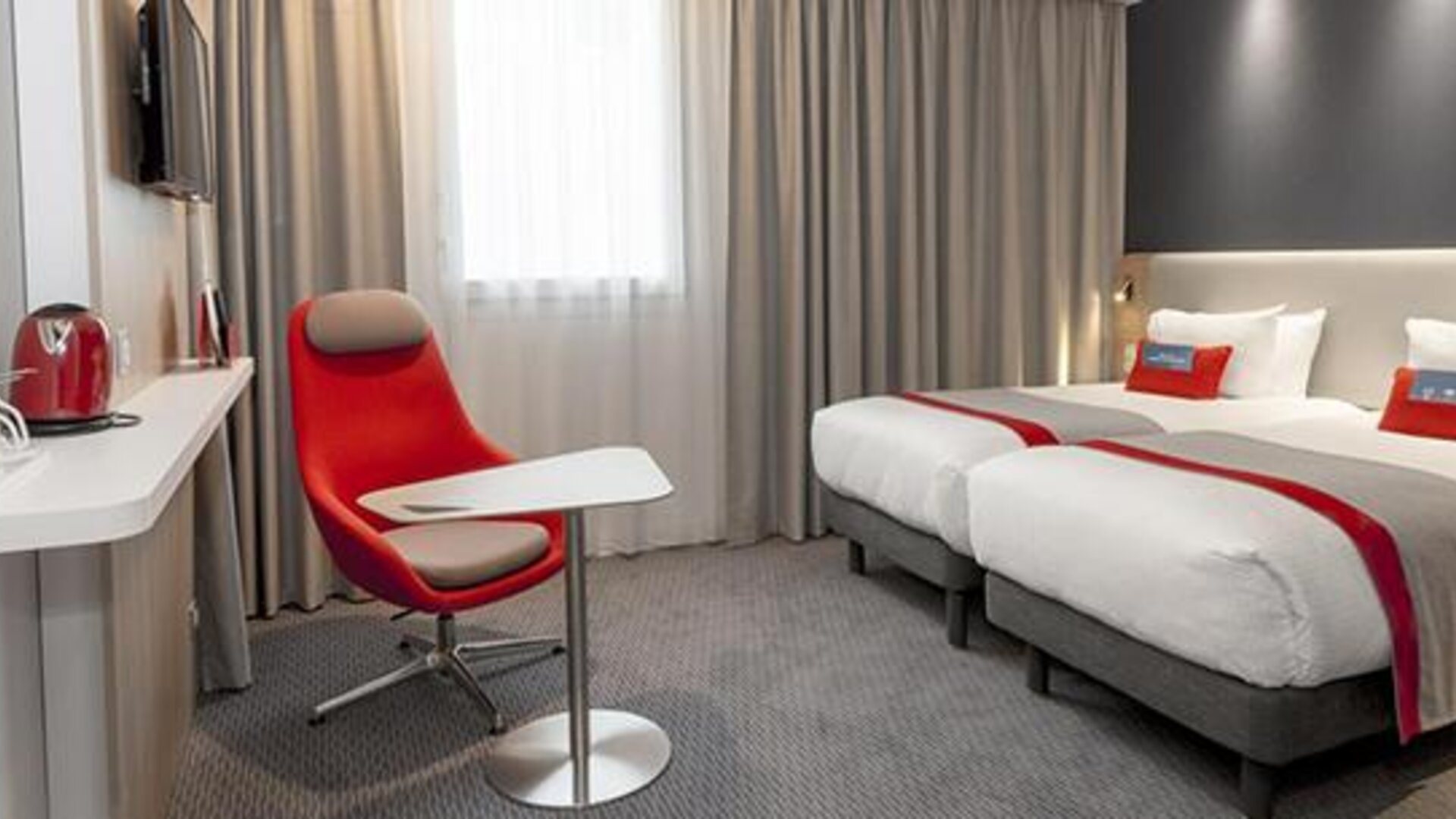 Holiday Inn Express Paris Velizy