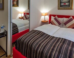 Hotel Logis Villa Victorine