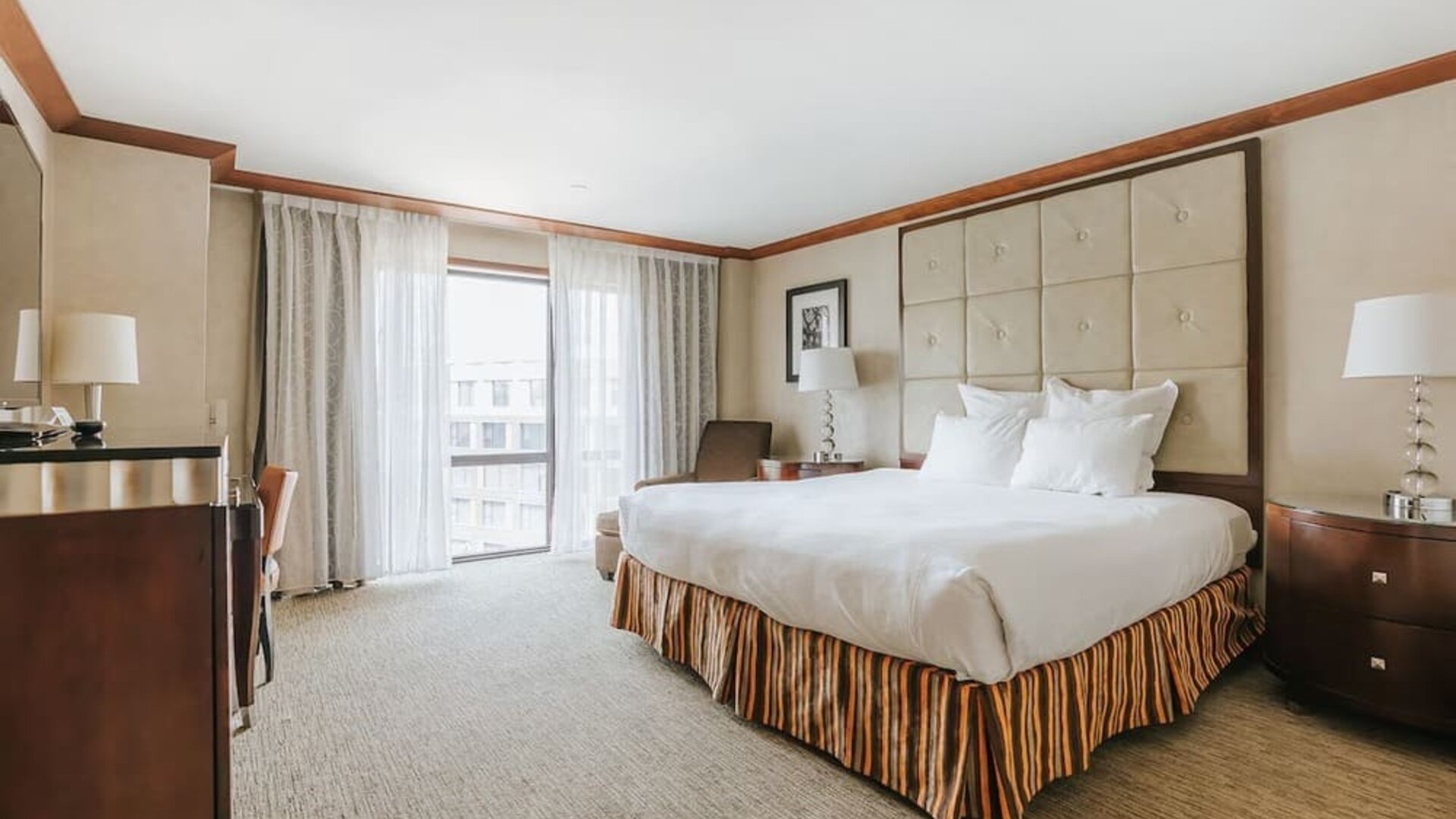 Day use room with natural light at The Bostonian Boston, A Millennium Hotel.