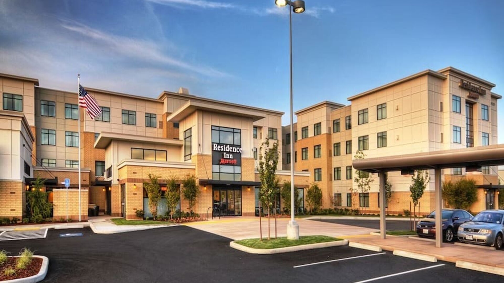 Hotel exterior at Residence Inn By Marriott Portland Airport At Cascade Station.
