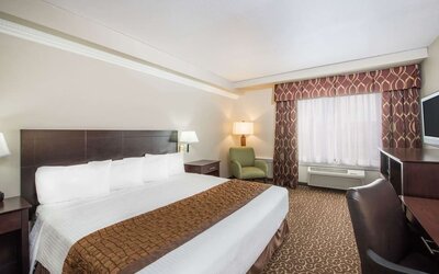 Day use room with natural light at Hawthorn Suites By Wyndham El Paso Airport.