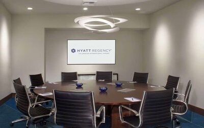Meeting room at Hyatt Regency Los Angeles International Airport.