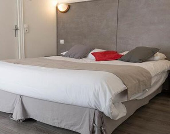 Panam Hotel - Place Gambetta