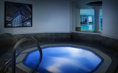 Hot tub at Leonardo Royal Hotel London City.