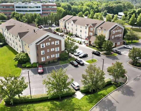 Hotel parking at MainStay Suites Mt. Laurel - Philadelphia.