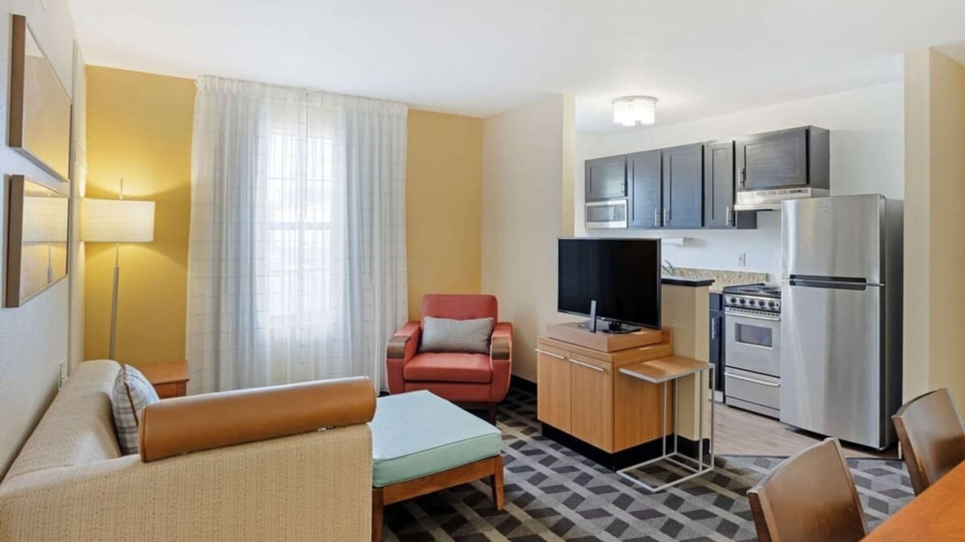 Spacious king room at MainStay Suites Mt. Laurel - Philadelphia.