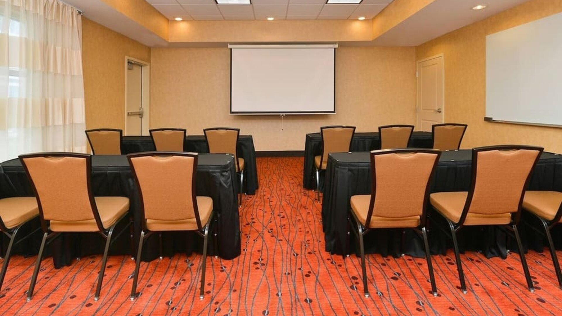 Meeting room at Residence Inn Champaign.