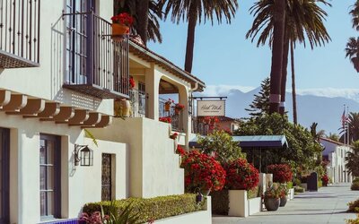 Hotel exterior at Hotel Milo.