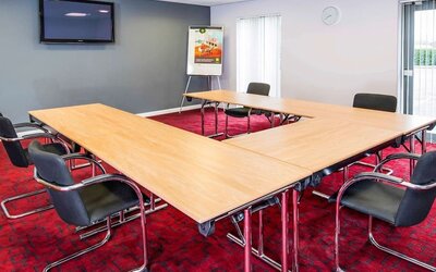 Professional meeting room at Ibis Styles Barnsley.