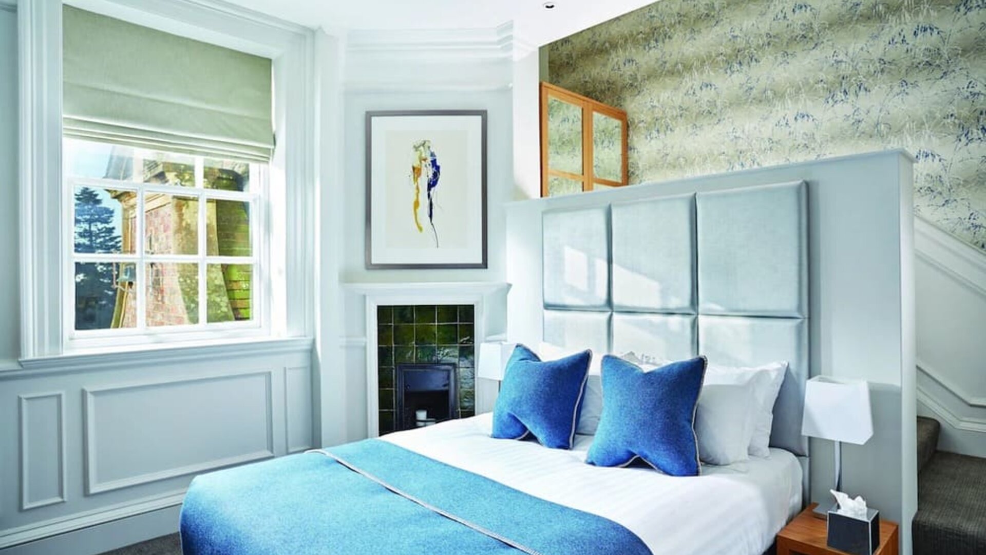 Day use room with fireplace at Barnett Hill Hotel.