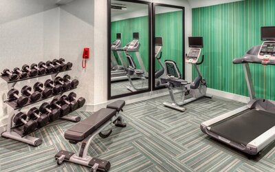 Fitness center at Holiday Inn Express Newberg - Wine Country.